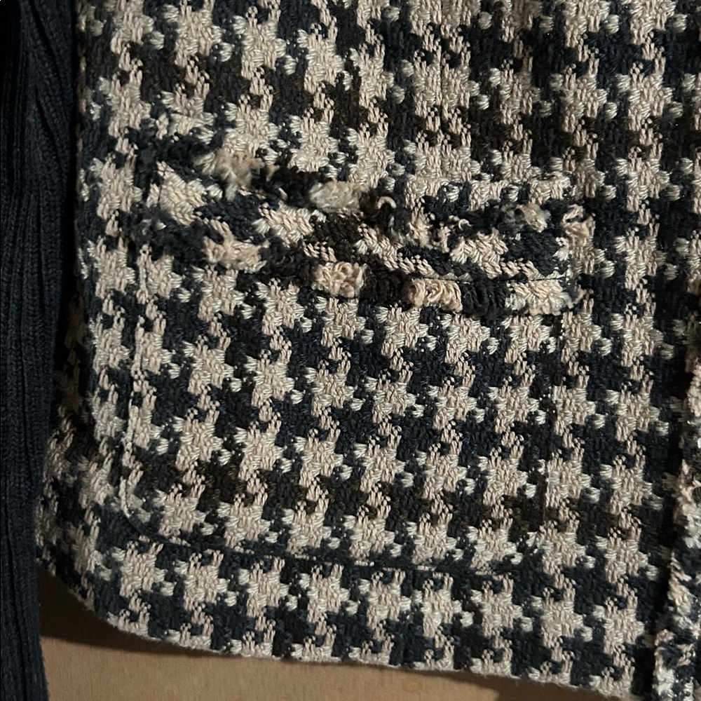 CAbi Houndstooth Patterned Jacket - image 4